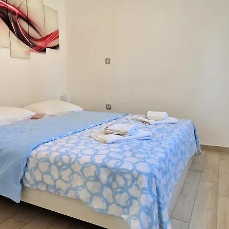 Apartman Karolina *